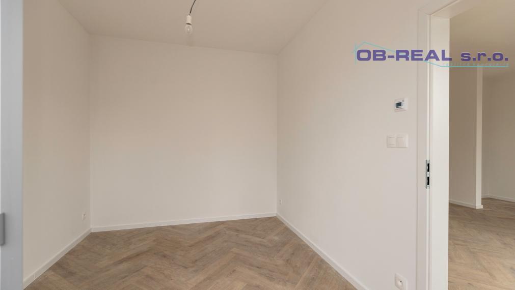 AKCIOVA CENA!!! Exkluzívne ponúkame na predaj novostavby 4izb RD s garážou, v radovej zástavbe v novovybudovanej lokalite v Nebojsi