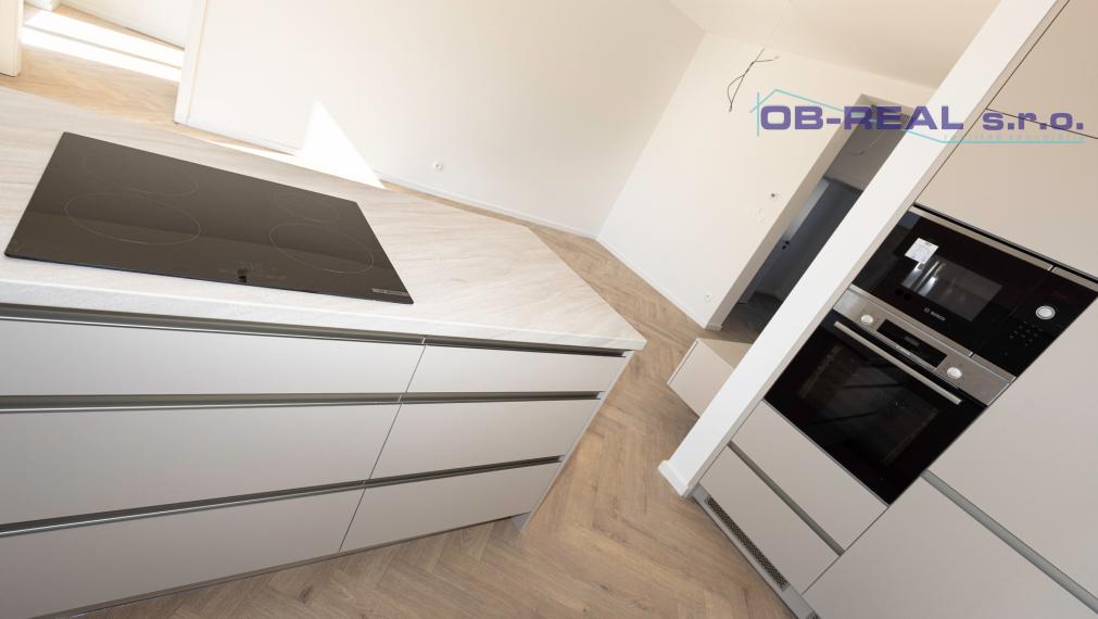 AKCIOVA CENA!!! Exkluzívne ponúkame na predaj novostavby 4izb RD s garážou, v radovej zástavbe v novovybudovanej lokalite v Nebojsi