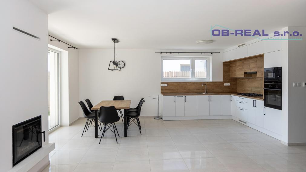 Prenájom moderného, zariadeného 3izb RD s parkovaním na uzavretom pozemku