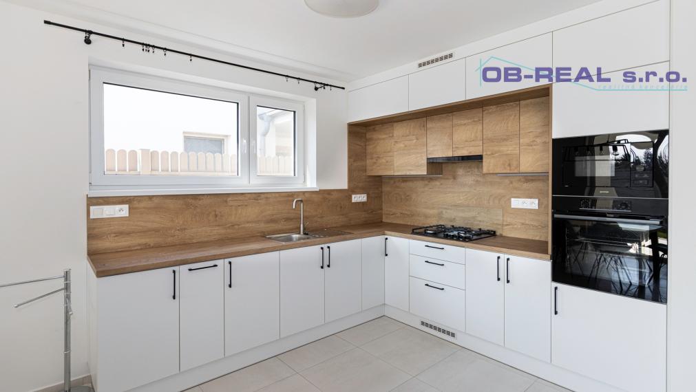 Prenájom moderného, zariadeného 3izb RD s parkovaním na uzavretom pozemku