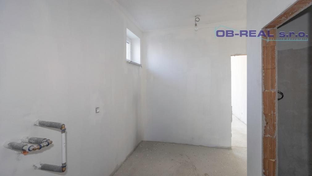 GA-HODY_B: Predaj 2izb bytu 56m2 na prízemí tehl. bytovky