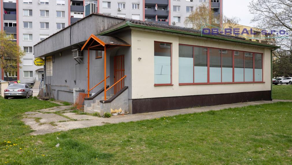 GA, SNP: Prenájom priestorov pre sklad, kancelárie, obchod, služby
