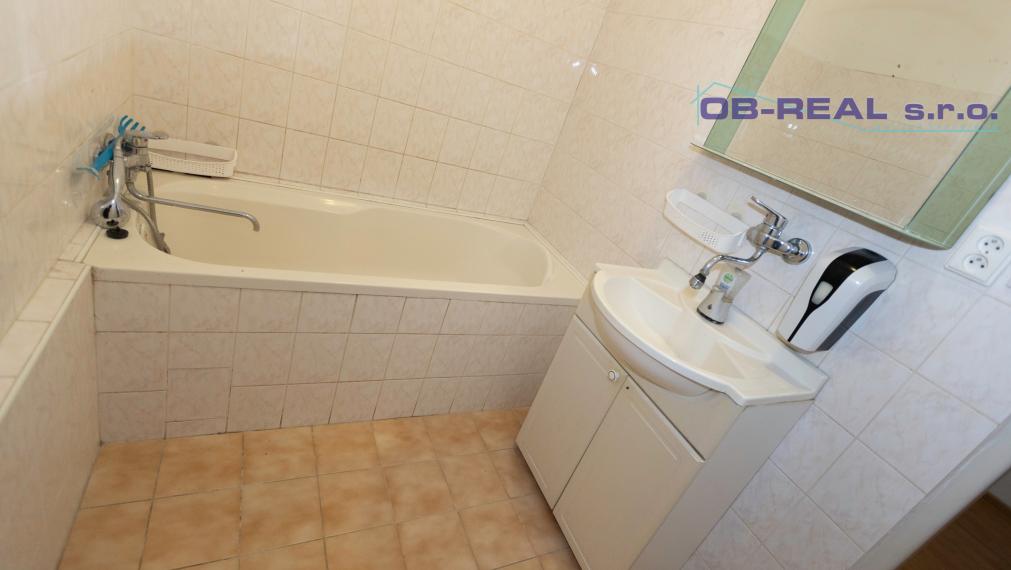 Predaj 2izb bytu 67m2 na 2posch. rekonštr. bytovky