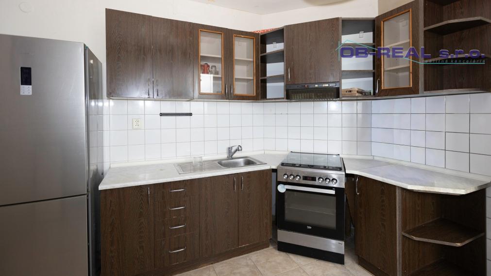 Predaj 2izb bytu 67m2 na 2posch. rekonštr. bytovky