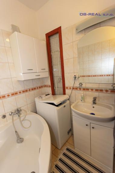 Ponúkame na predaj 3izb byt 64m2 na 4posch. Komplexu GALAXIA v centre mesta Galanta