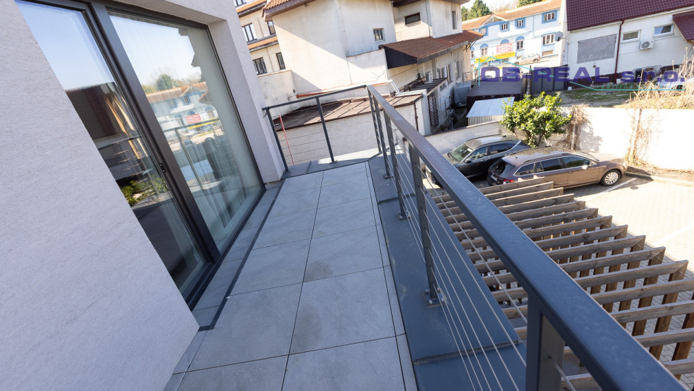 Prenájom moderného zariadeného 2izb bytu 63m2, balkón, 1x parkovanie