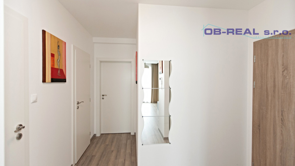 Prenájom moderného zariadeného 2izb bytu 63m2, balkón, 1x parkovanie