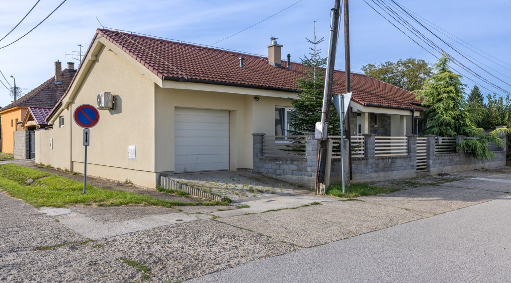 Predaj 4izb RD 183m2 pozemok 464m2 výstavba 2015 čiatč. Zariadený