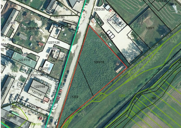 Predaj stavebného pozemku 4221m2 - určeného na ľahký priemysel, sklady, logistika