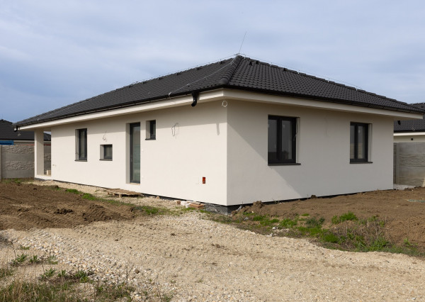 Predaj novostavby 4izb rod. holodomu úžt.120m2 pozemok 451m2