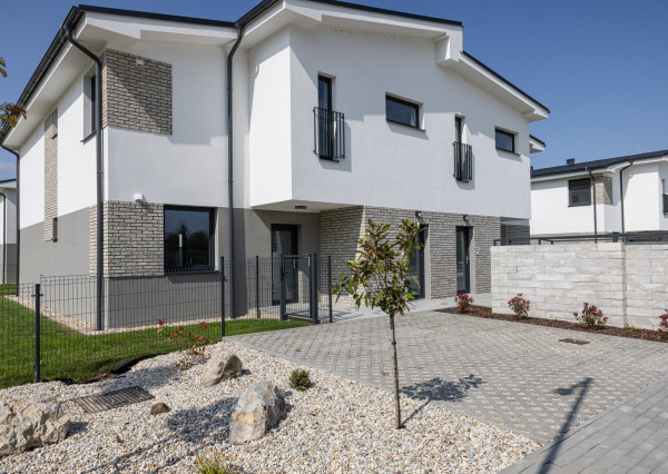 B6B2-Predaj 3izb bytu 95m2, 1.psch. 1xPA miesto, pozemok 70m2