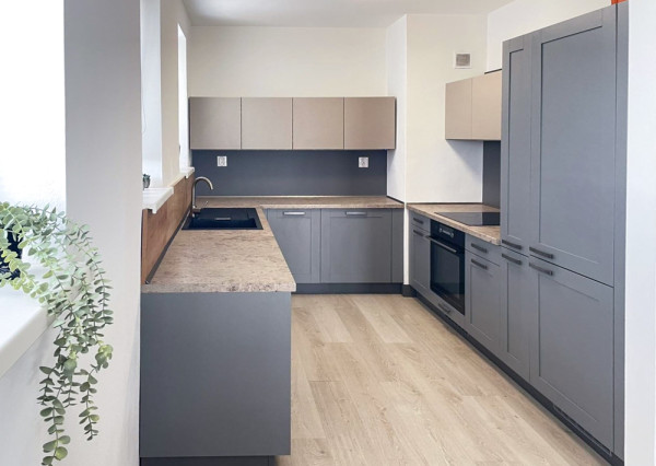 Veľký 3-izbový byt 87,7 m2 v Galante na PREDAJ!