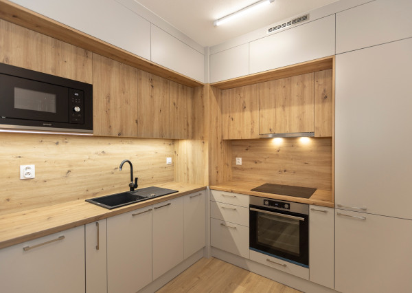 Prenajmeme zariadený 2izb byt 54,3+2,1m2, 3posch. novostavba - GA West M - Ihneď voľný